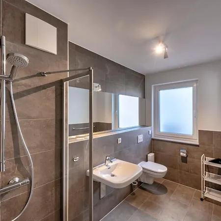 Strandland Apartment *